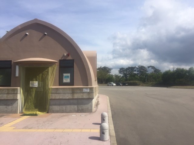 宝達山山頂駐車場
