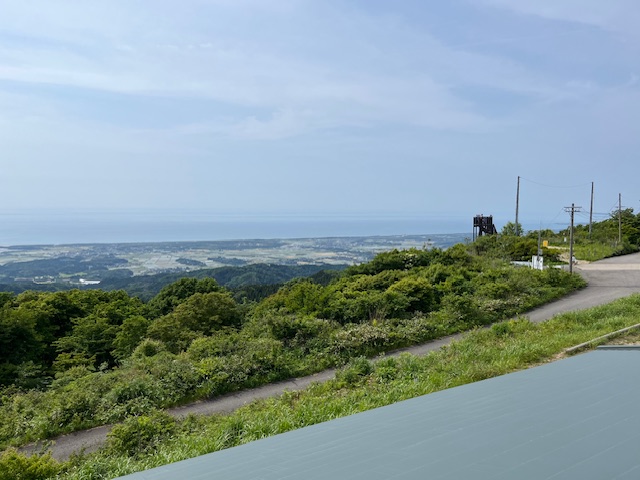 宝達山山頂から見た日本海方面